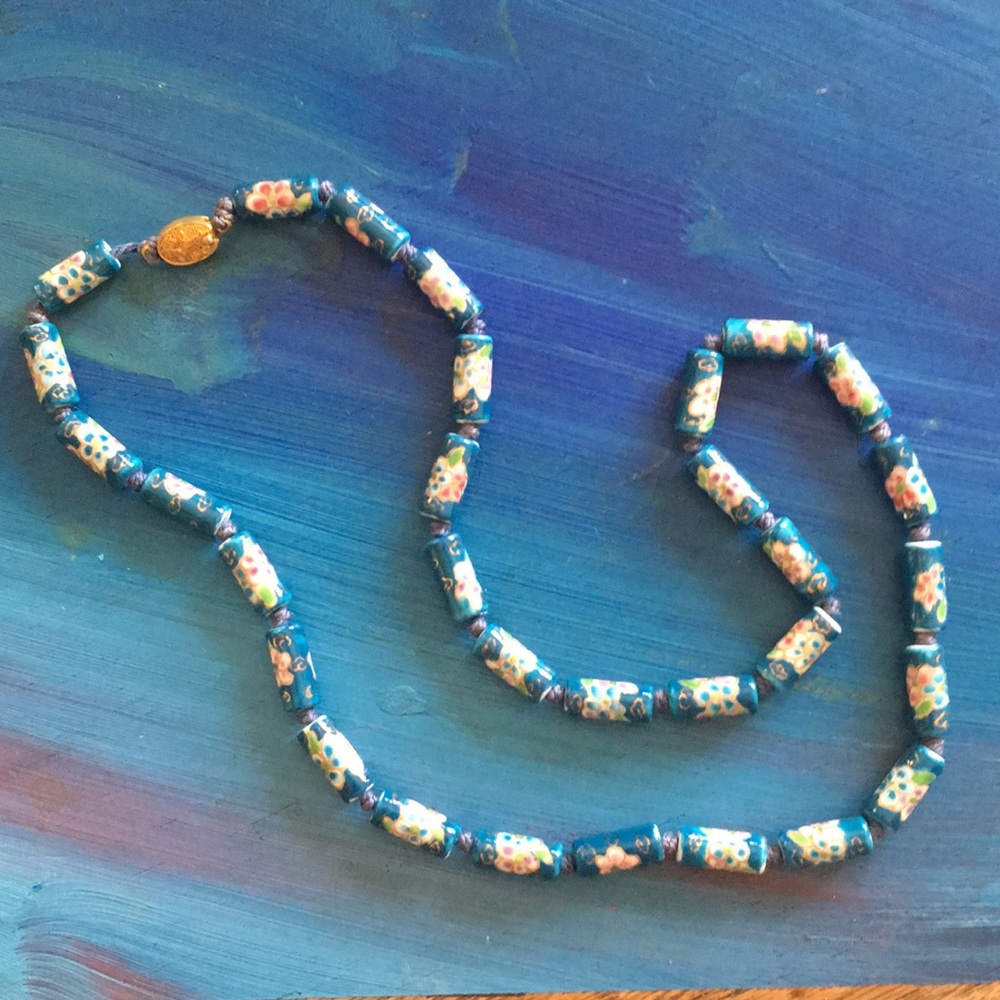 🌏Hand painted necklace from costa-rica